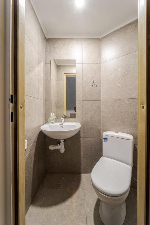In Town Hostel 利沃夫 外观 照片